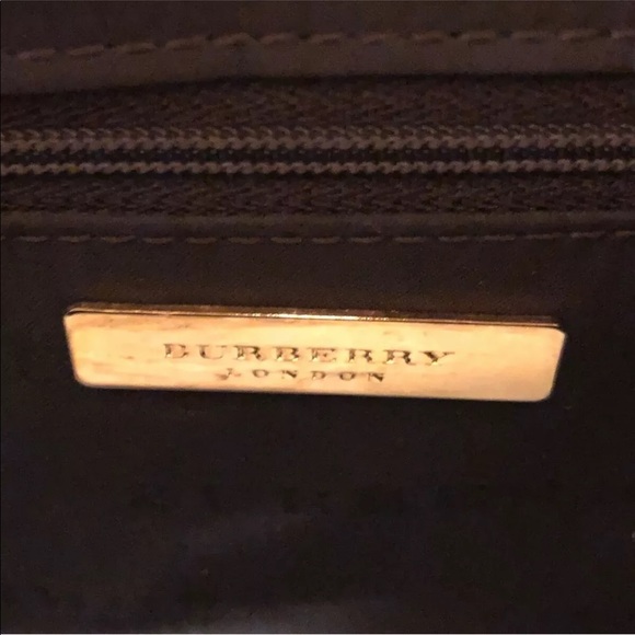 Auth Burberry bag - Picture 6 of 8